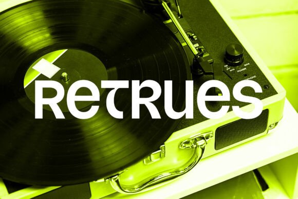 Retrues Font: A Retro Display Typeface for Modern Design